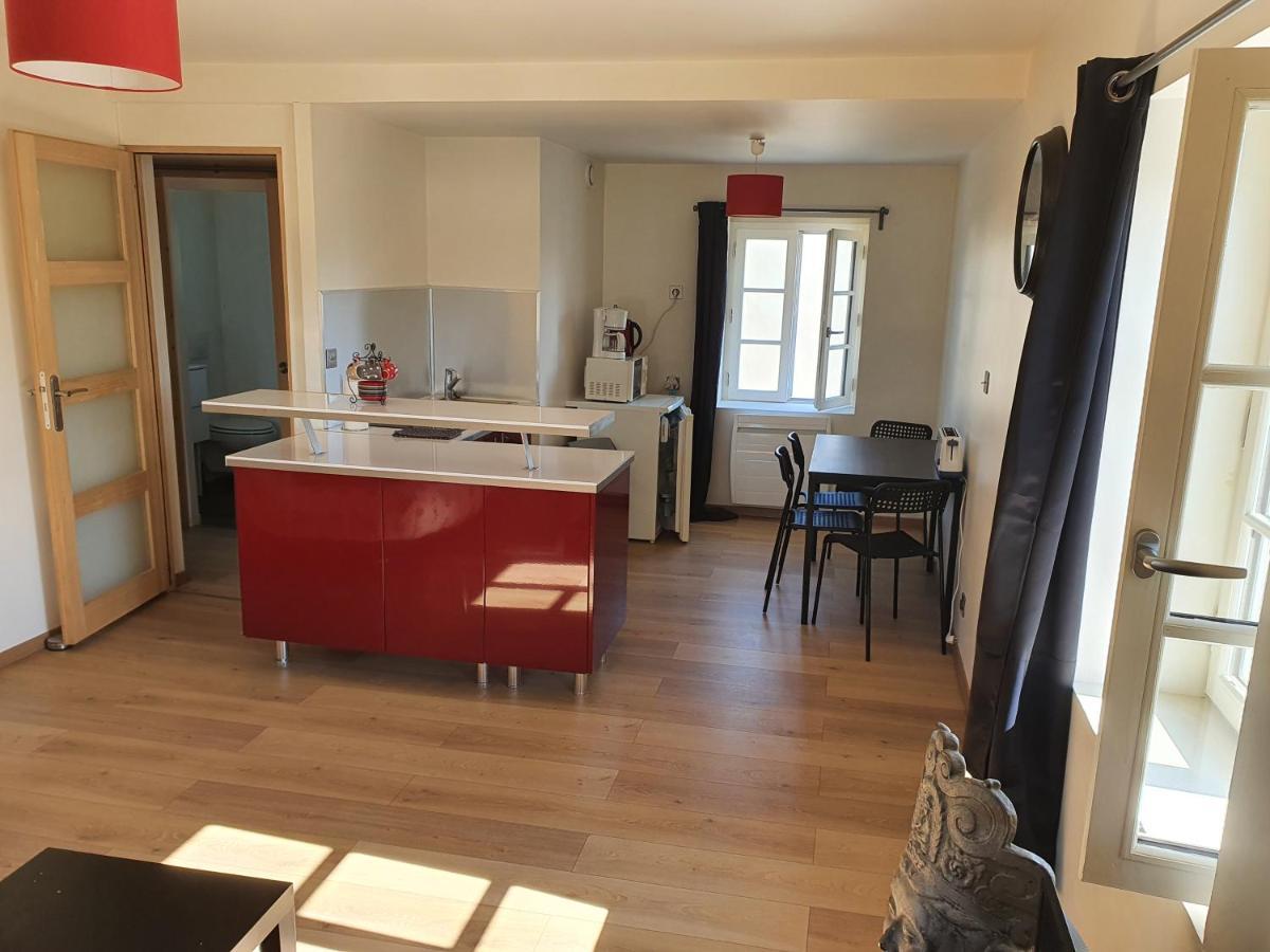 Appartement En Plein Centre De Deauville 2Eme Eksteriør billede